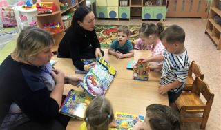 Книжные посиделки «В гостях у сказки»