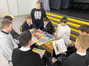 Игра «Криейтор» Игра «Криейтор»