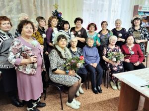 Новогодние чудеса в библиотеке Новогодние чудеса в библиотеке