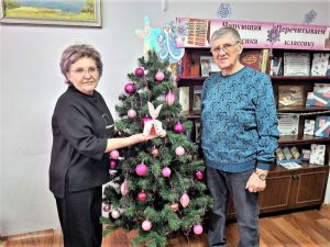 Акция «Библиоёлка» Акция «Библиоёлка»