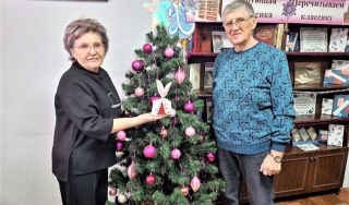 Акция «Библиоёлка»