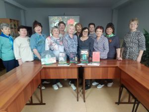 Музыкальный киоск «Эти песни пели на войне»
