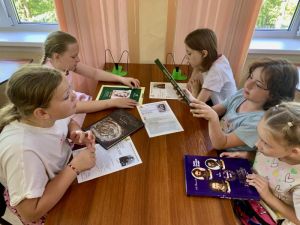 День информации «Художники-юбиляры»