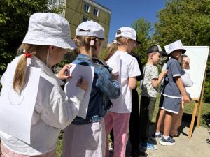 «Солнечные игры»: как в библиотеке провели летний день с пользой для здоровья и экологии