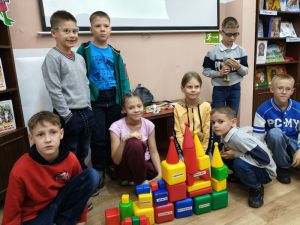 Дружная семейка «Крокодил Гена и его друзья»