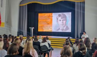 Есенинской тропой «Без России не было б меня…»